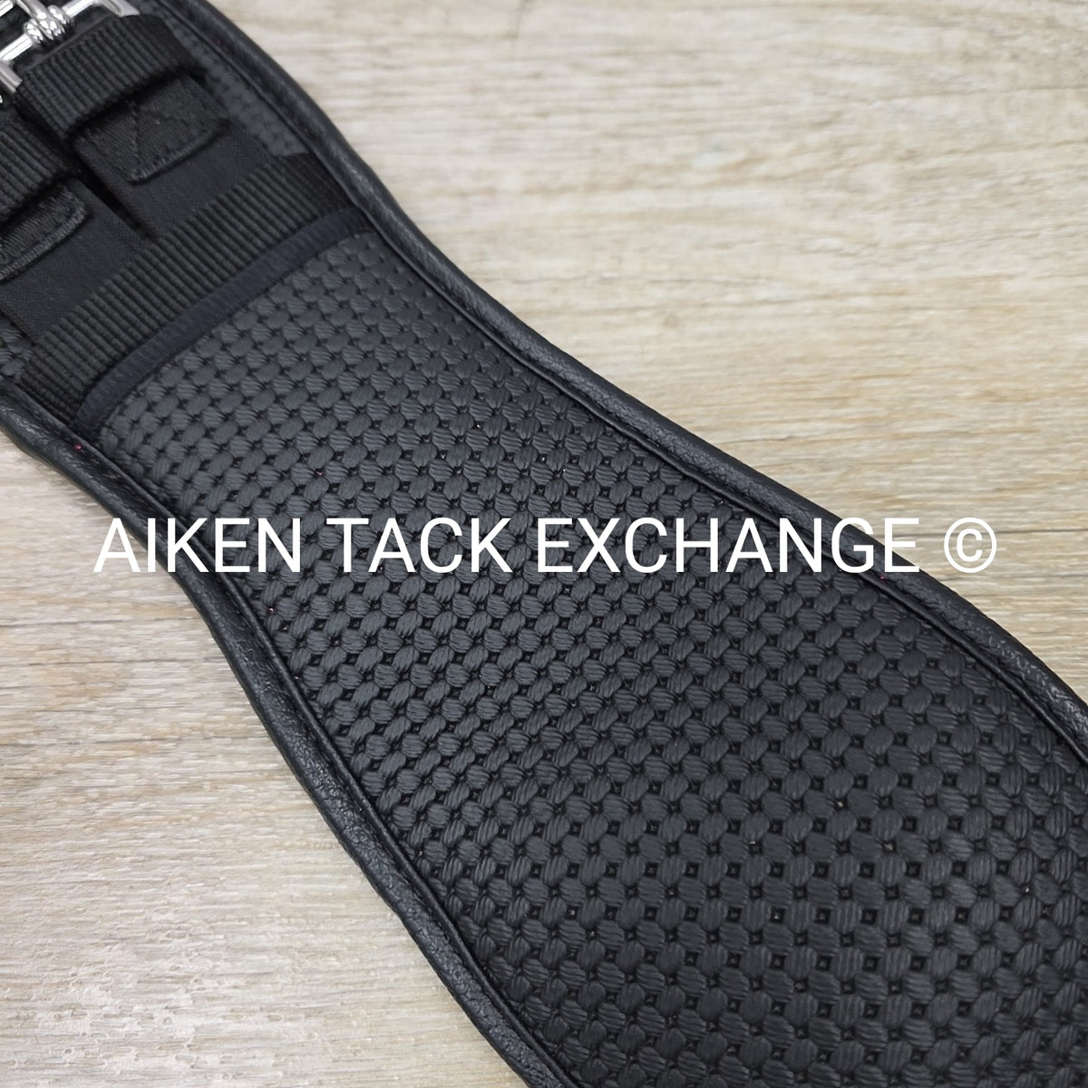 Ovation Airform Chafeless Dressage Girth, Black, 22"