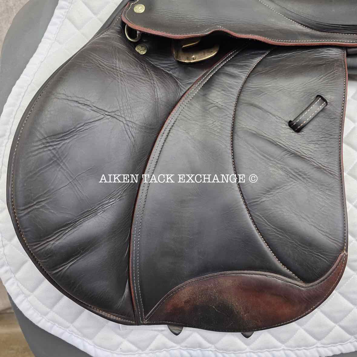 2011 Voltaire Palm Beach Close Contact Jump Saddle, 17.5" Seat, 2A Flap, Medium Wide Tree, PRO Panels, Full Buffalo Leather