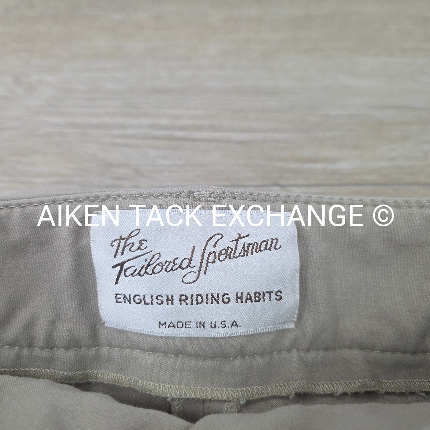 Tailored Sportsman Trophy Hunter Knee Patch Breeches, Size 14 R
