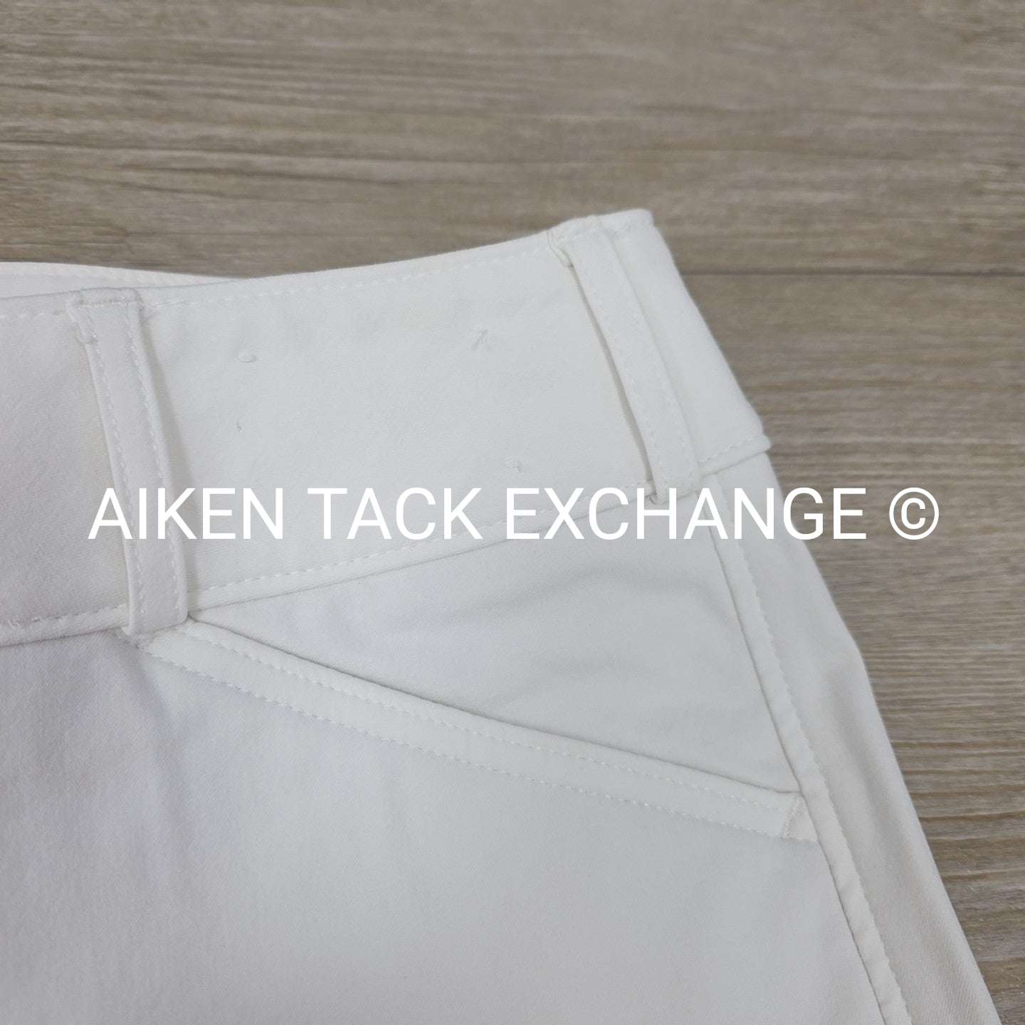 Tailored Sportsman Trophy Hunter Knee Patch Breeches, Size 32