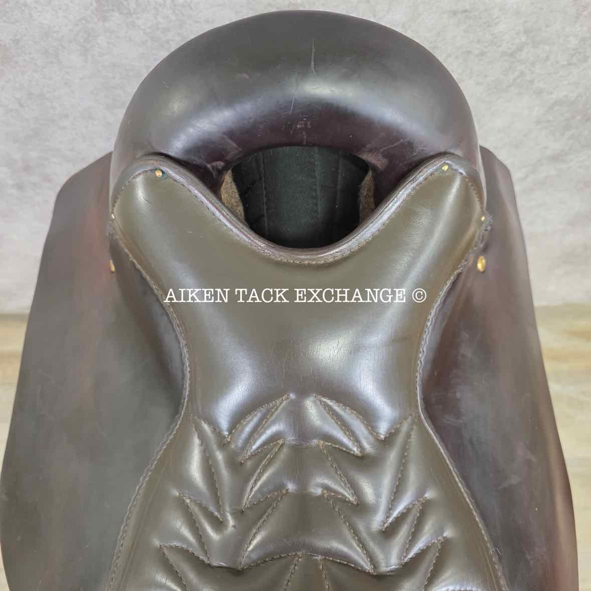 2002 Tucker 159 Endurance Trail Saddle, 16.5" Seat, Medium Tree - Semi QH Bars