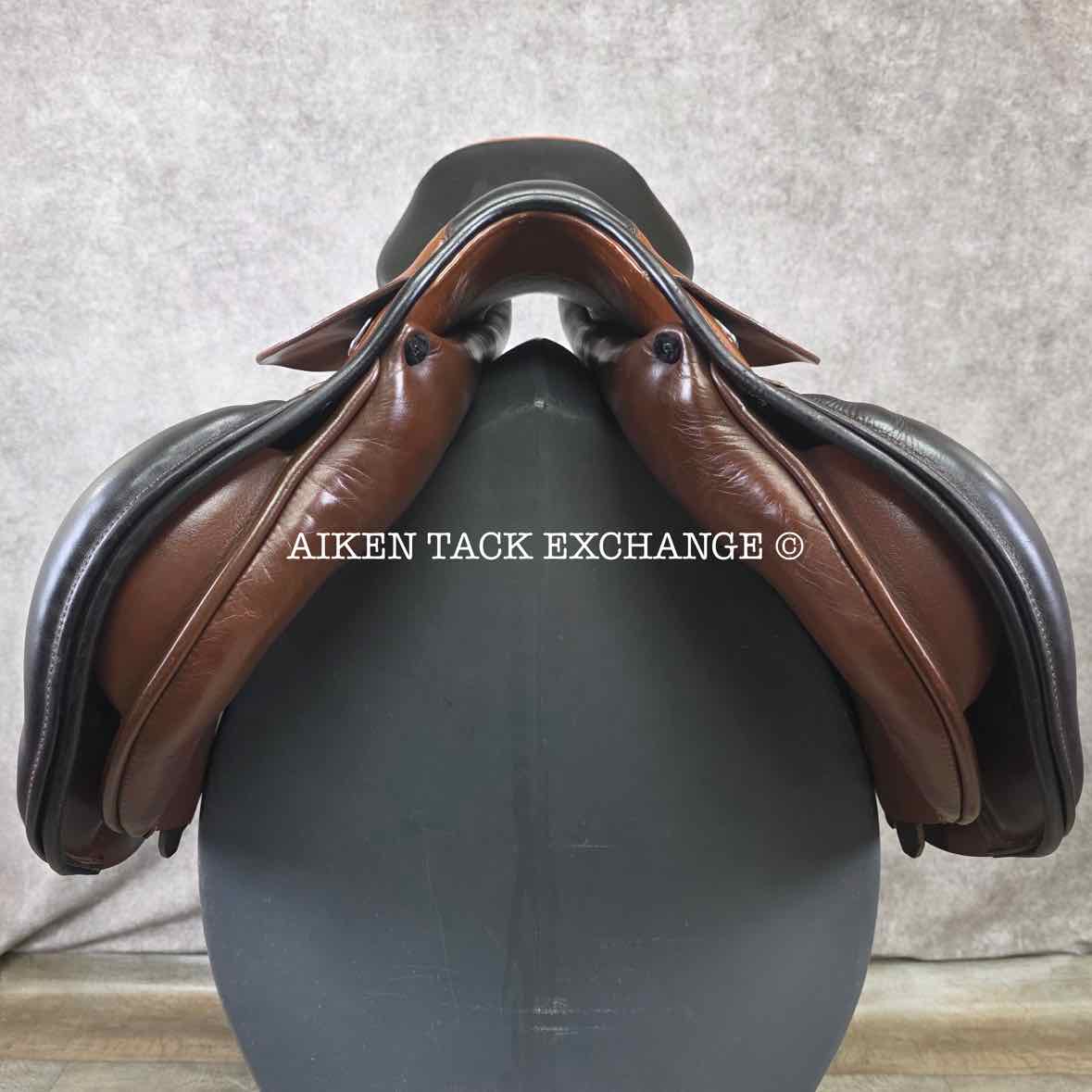 2005 Prestige Sidney Jump Saddle, 17" Seat, 33 Tree - Medium, Wool Flocked Panels