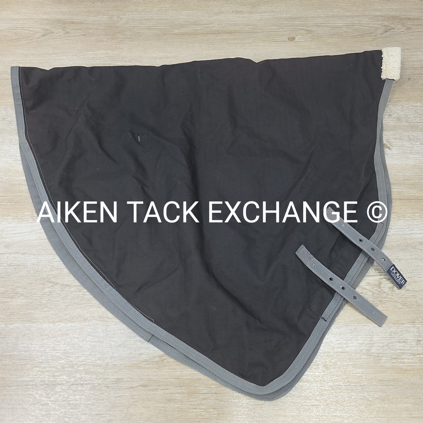 Dover Saddlery Riders International 0 G Fill Neck Cover, Size Large