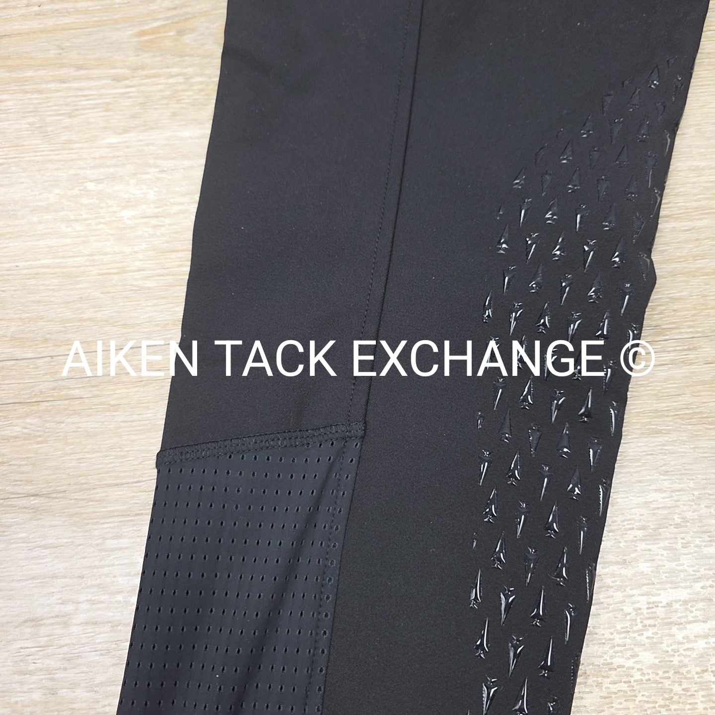 Kerrits Affinity Ice Fil Silicone Grip Knee Patch Breeches, Size Medium