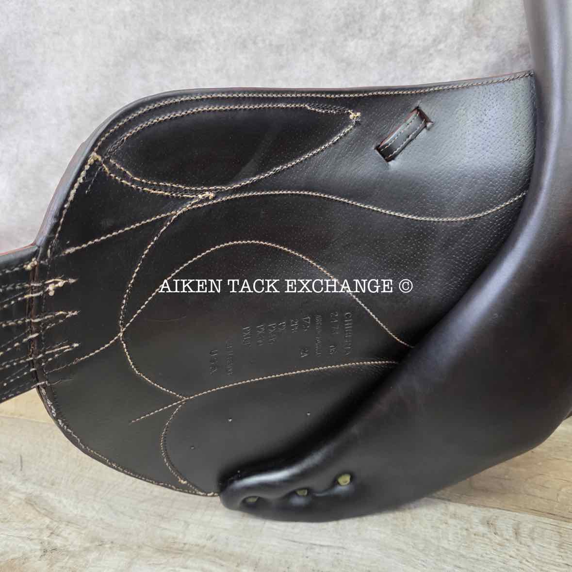 **SOLD** 2006 Devoucoux Chiberta Monoflap Jump Saddle, 17.5" Seat, 2A Flap, Medium Wide Tree, Foam Panels, Full Buffalo Leather