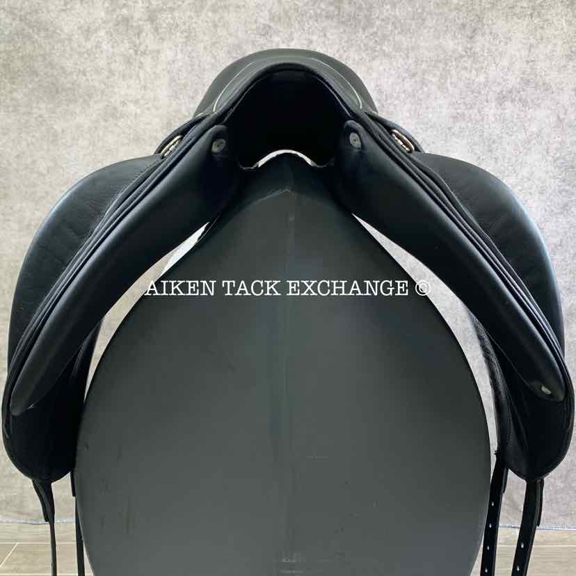 **SOLD** 2017 Devoucoux Makila S Monoflap Dressage Saddle, 18" Seat, 3A Flap, Medium Wide Tree, Foam D3D Panels, Buffalo Leather