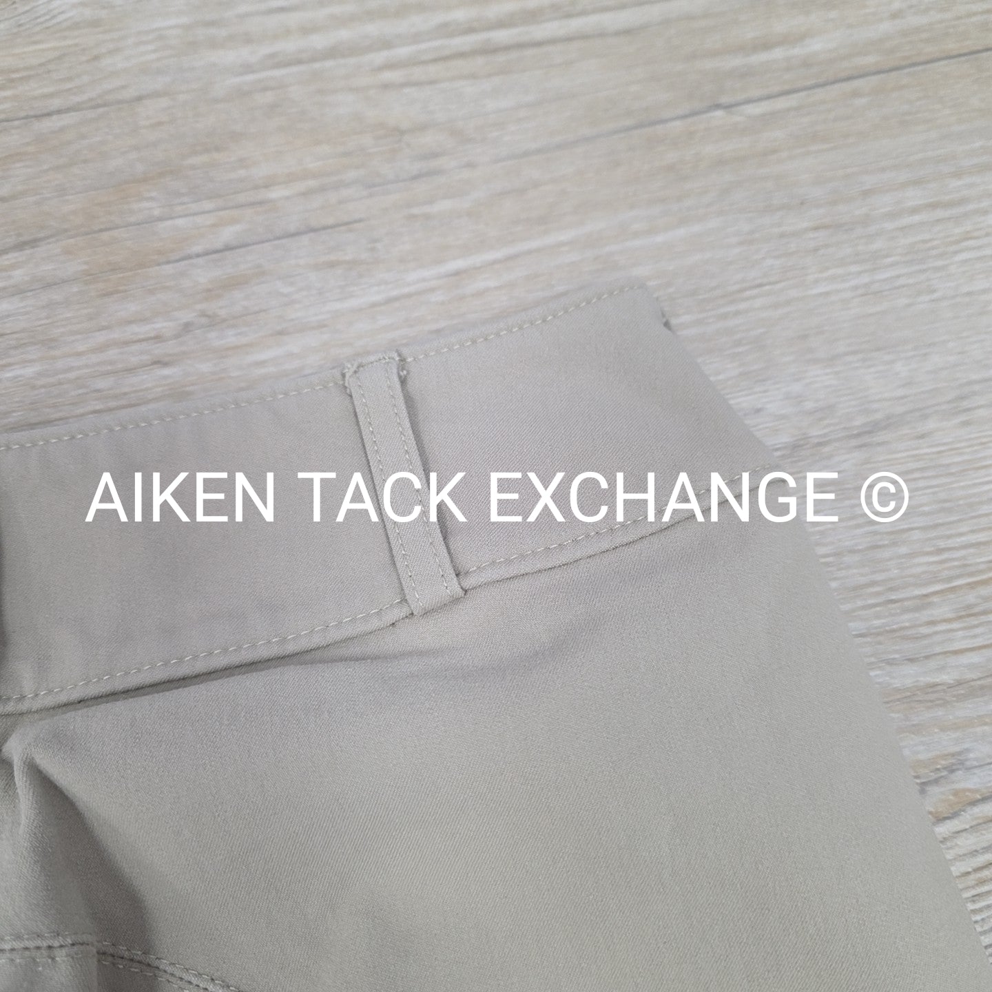 Tailored Sportsman Trophy Hunter Knee Patch Breeches, Size 24