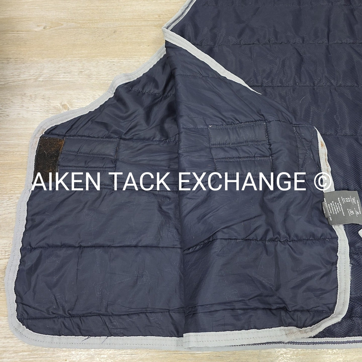 LeMieux Arika 100g fil Stable-Tek Rug, Size 81"