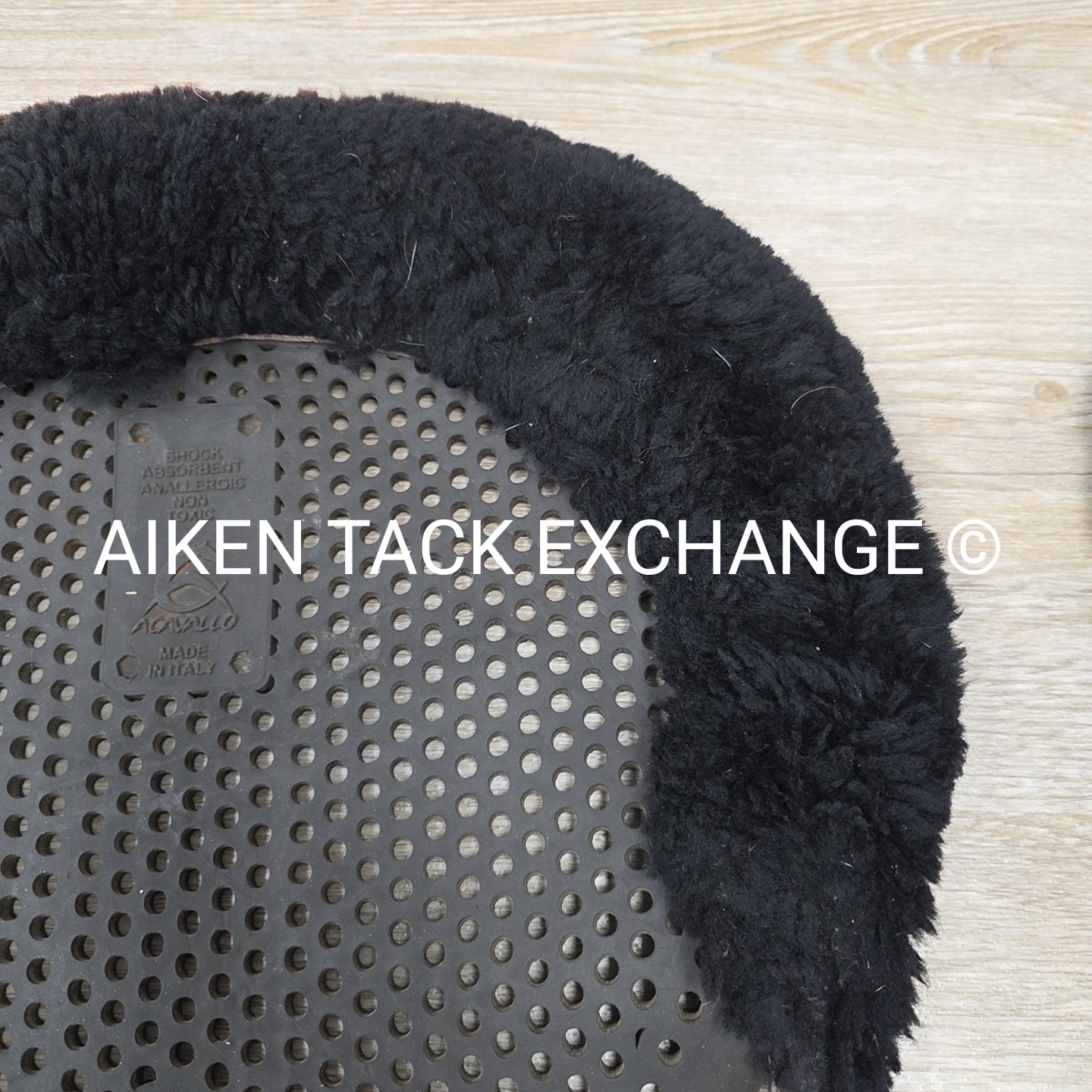 BARGAIN BUNDLE: ECP Sheepskin Half Pad & Acavallo Gel No Slip with Sheepskin Hal