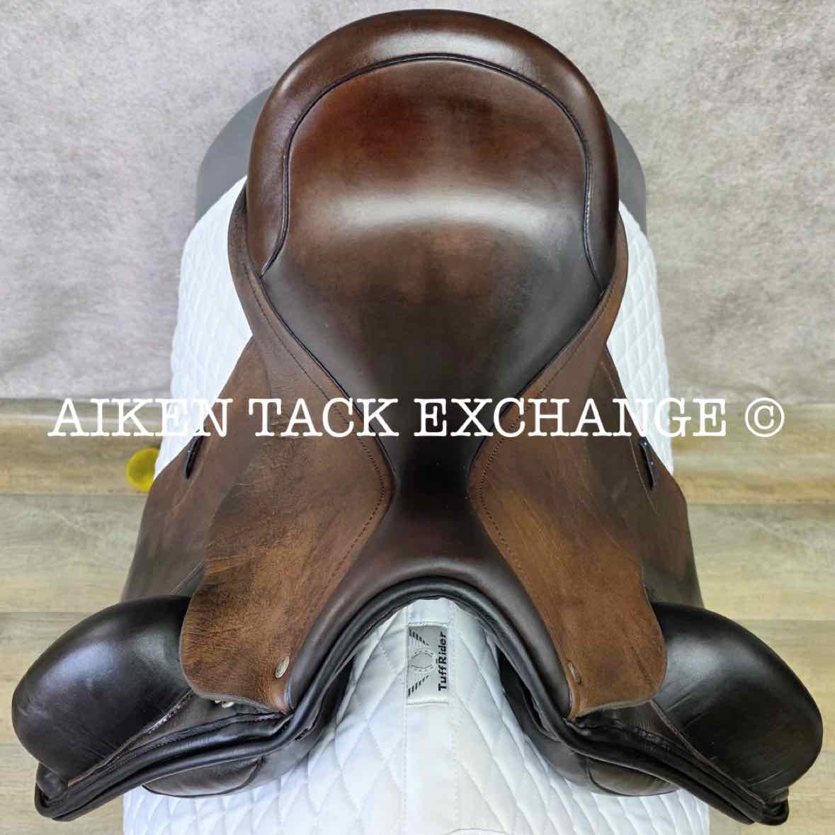 2021 Custom Saddlery Everest R Monoflap Dressage Saddle, 17.5" Seat, Adjustable Tree, Wool Flocked Panels