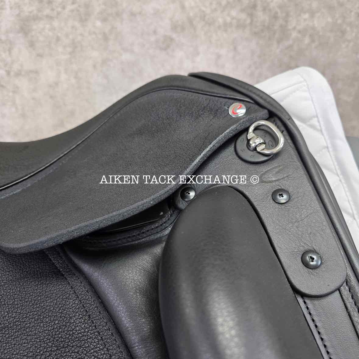 2025 Custom Saddlery Wolfgang Constanze 2 Monoflap Dressage Saddle, 17.5" Seat, Adjustable Tree, Wool Flocked Panels