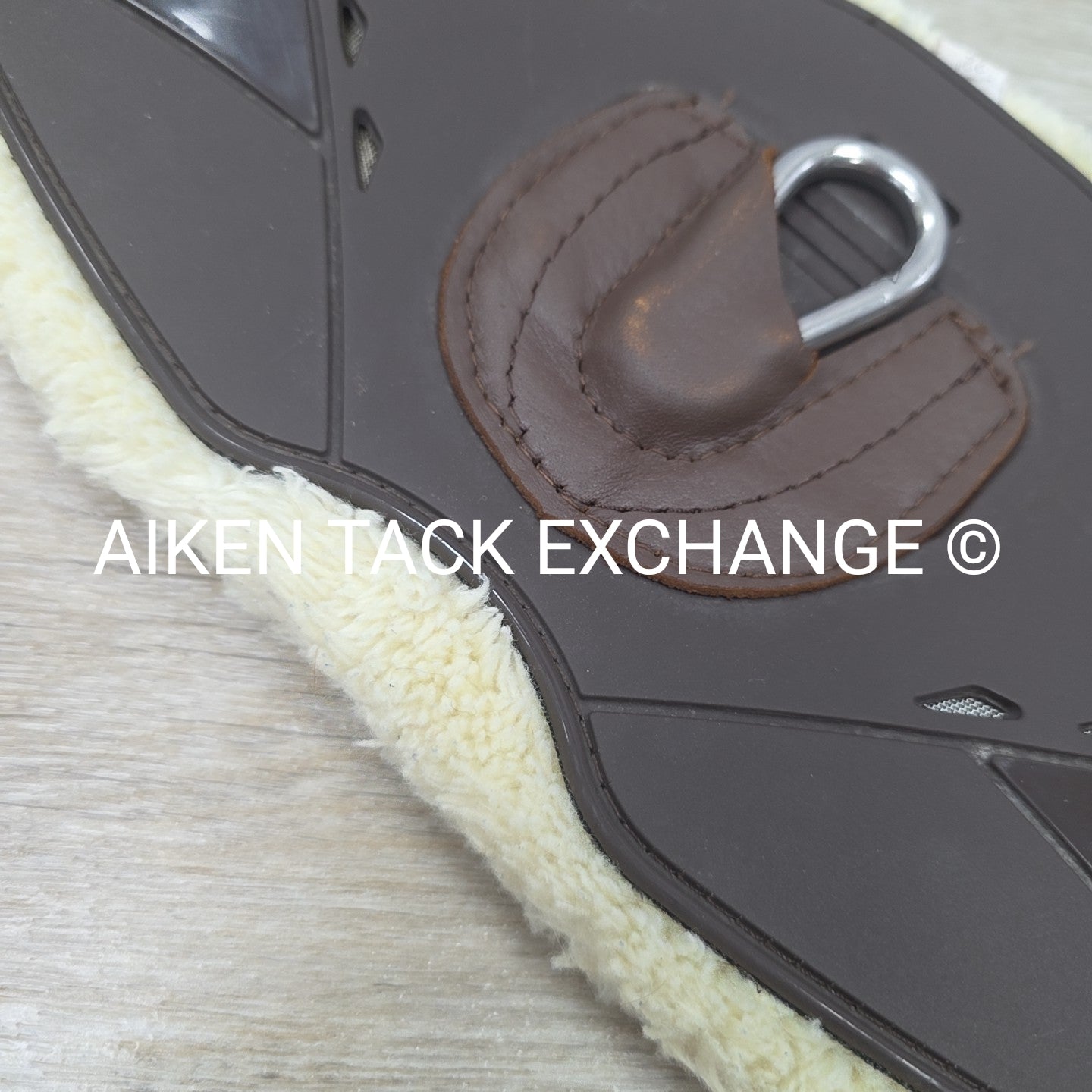 Professional's Choice VenTech Contour Monoflap Girth with Fleece Lining, Brown,