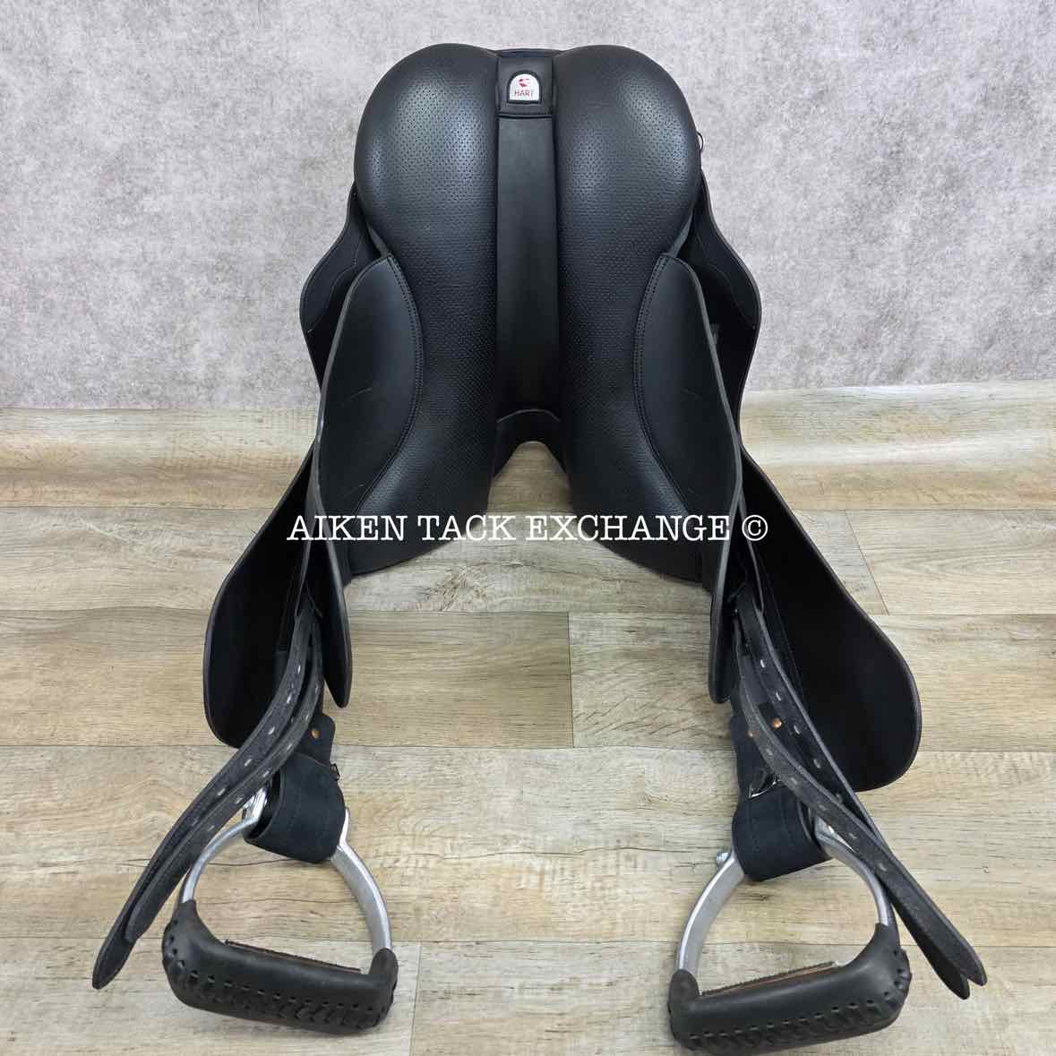 2022 Wintec Pro Stock HART Saddle with Swinging Fender, 17" / 17.5" Seat - Large, Adjustable Tree - Changeable Gullet, CAIR Panels