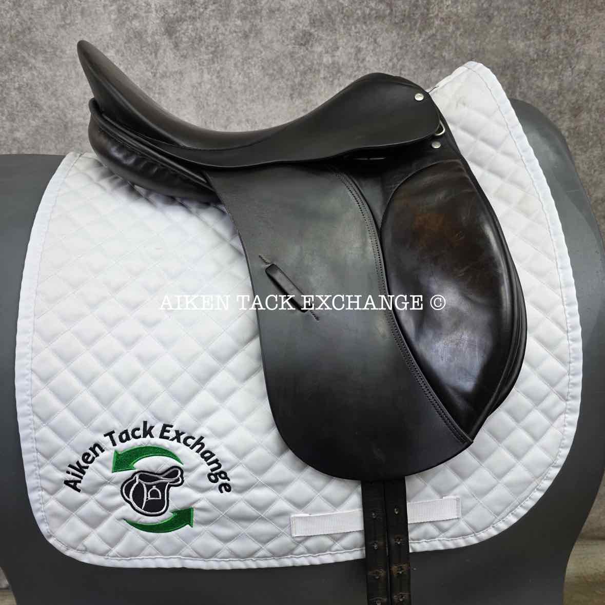 Legend Dressage Saddle, 17" Seat, M/MW Tree, Wool Flocked Panels