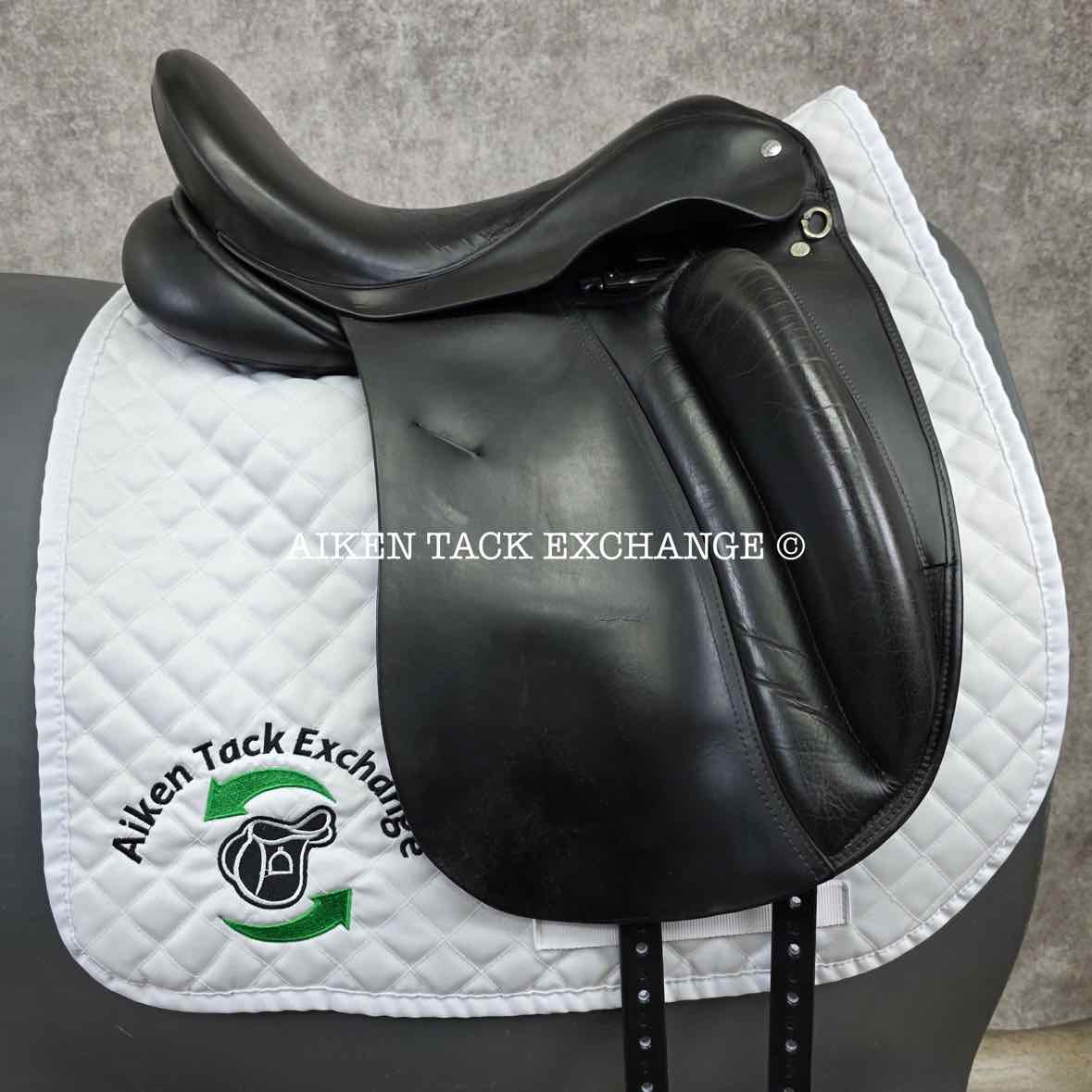 2009 Custom Saddlery Signature Wolfgang Solo Dressage Saddle, 17" Seat, Adjustable Tree, Wool Flocked Panels