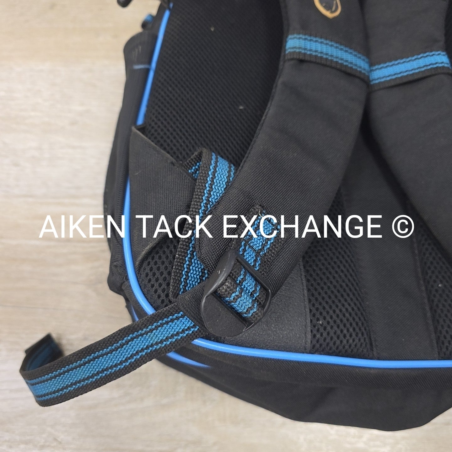 Noble Equestrian Ringside Bag