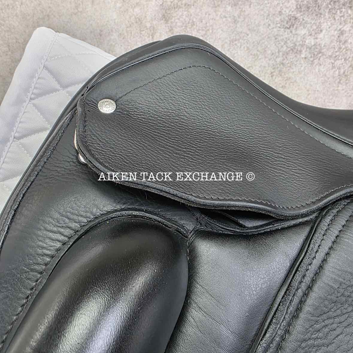 2019 Custom Saddlery Advantage R Monoflap Dressage Saddle, 17.5" Seat, Adjustable Tree, Wool Flocked Hybrid Panels