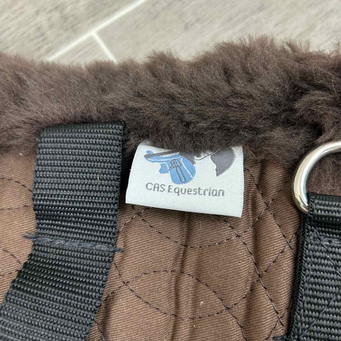 CAS Equestrian Sheepskin Girth, Brown, 20"