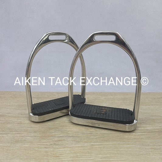 Stubben Fillis Stirrup Irons, 4.5"