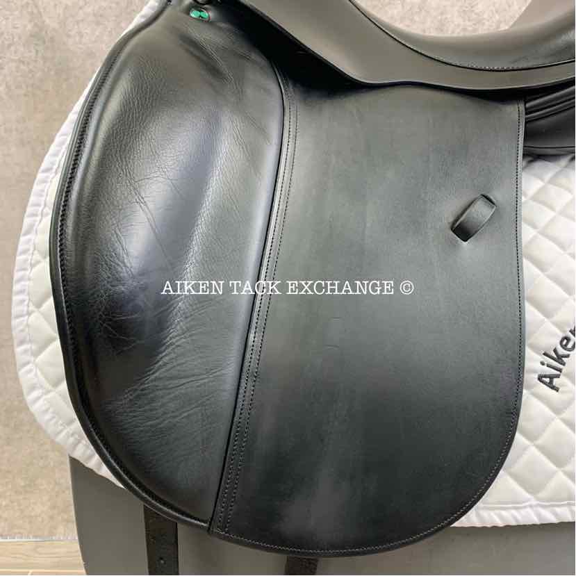2016 Takt TSD-37 Dressage Saddle, 17.5" Seat, MW/W Tree, Wool Flocked Panels