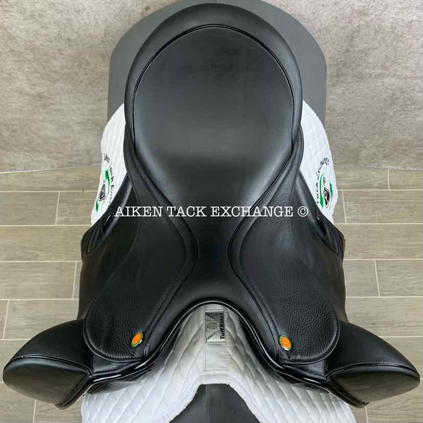 2022 JC Performance Line P2 Monoflap Dressage Saddle, 18" Seat, Wide Tree, Wool Flocked Pony Panels