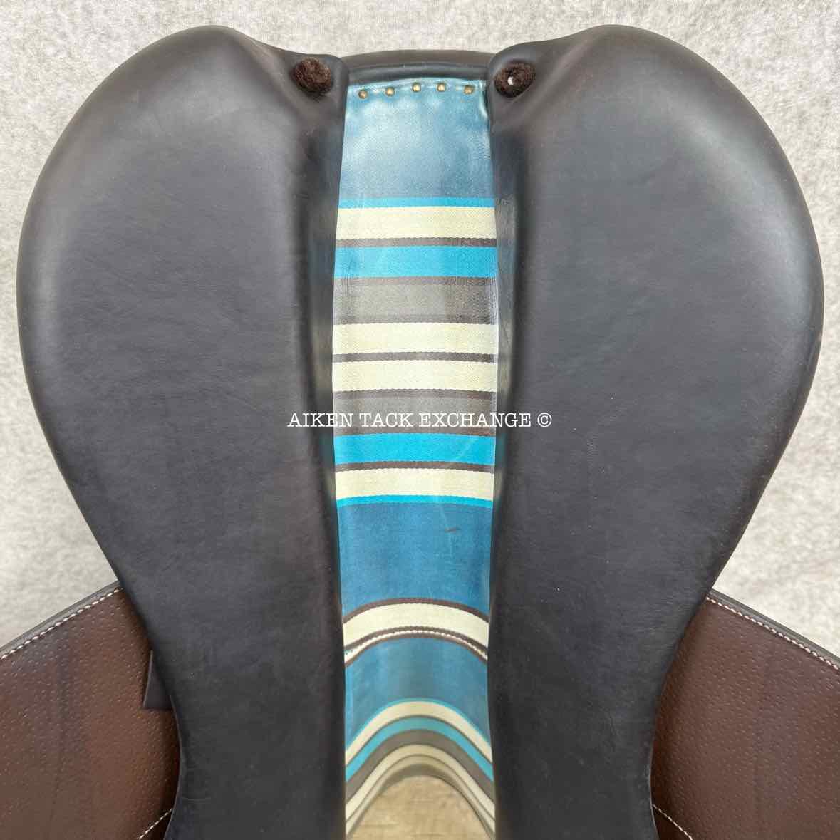 2018 Voltaire Lexington Monoflap Jump Saddle, 18.5" Seat, 2AA Flap, MW/W Tree, FIN Panels, Full Buffalo Leather