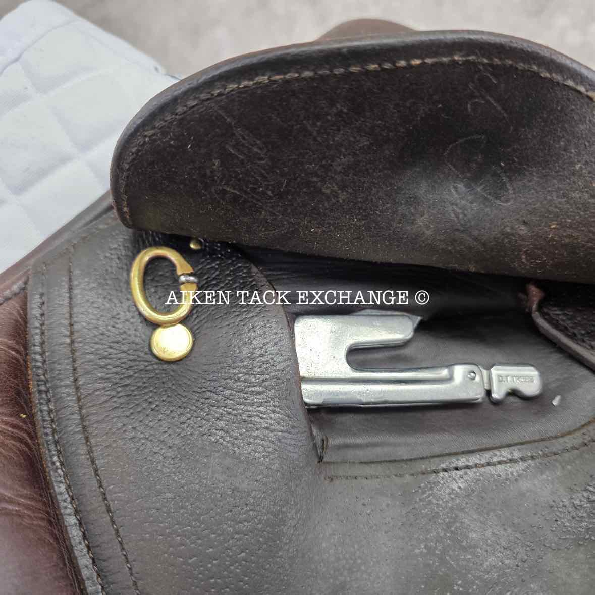 Mark Todd Close Contact Jump Saddle, 17.5" Seat, Medium Narrow Tree, Wool Flocked Panels