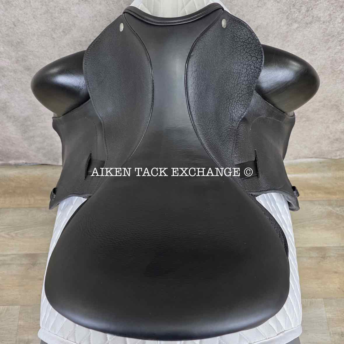 2020 Custom Saddlery Icon Star Monoflap Dressage Saddle, 18" Seat, Adjustable Tree, Wool Flocked Hybrid Panels