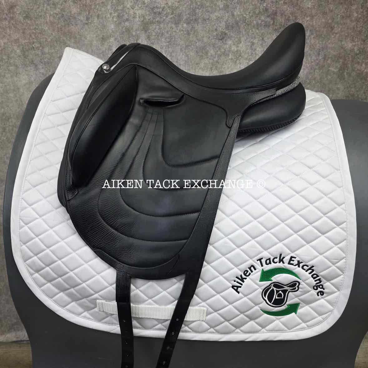 2020 Devoucoux Makila Harmonie Monoflap Dressage Saddle, 17" Seat, 1A Flap - Short, Dynamick Tree - Medium, D3D Panels, Full Buffalo Leather