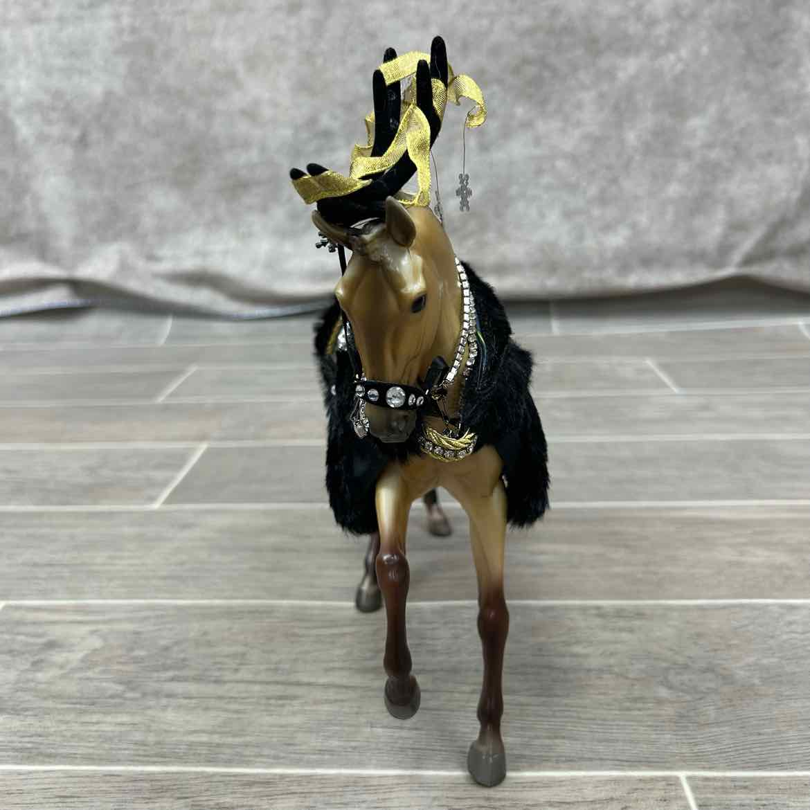 Breyer Brown Prancing Stallion with Holiday Blanket