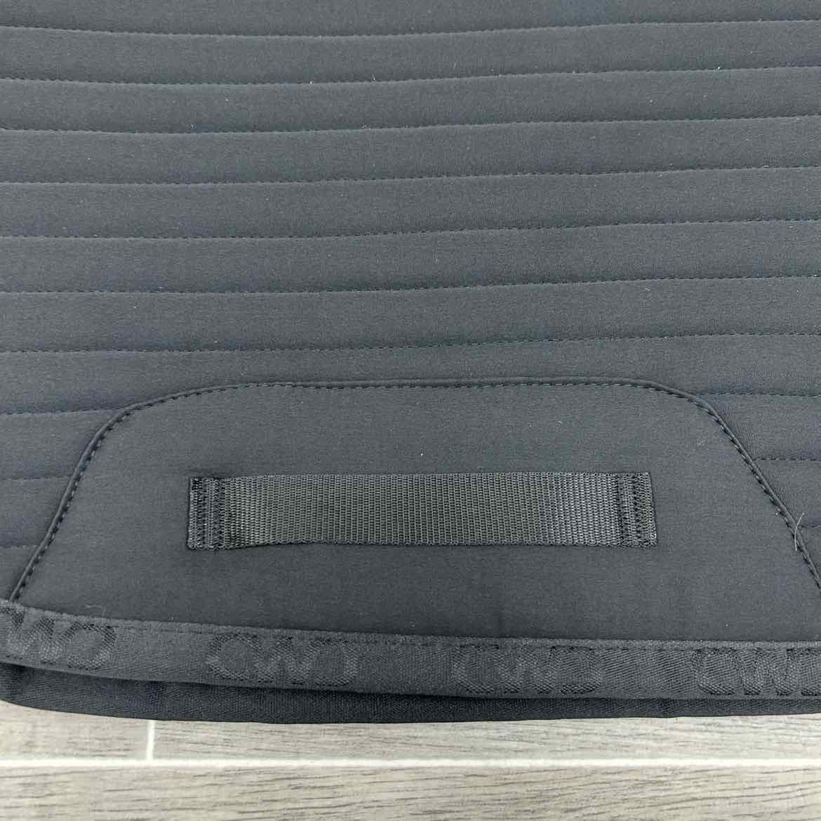 CWD Jumping Saddle Pad with Matching Ear Bonnet, Size Full