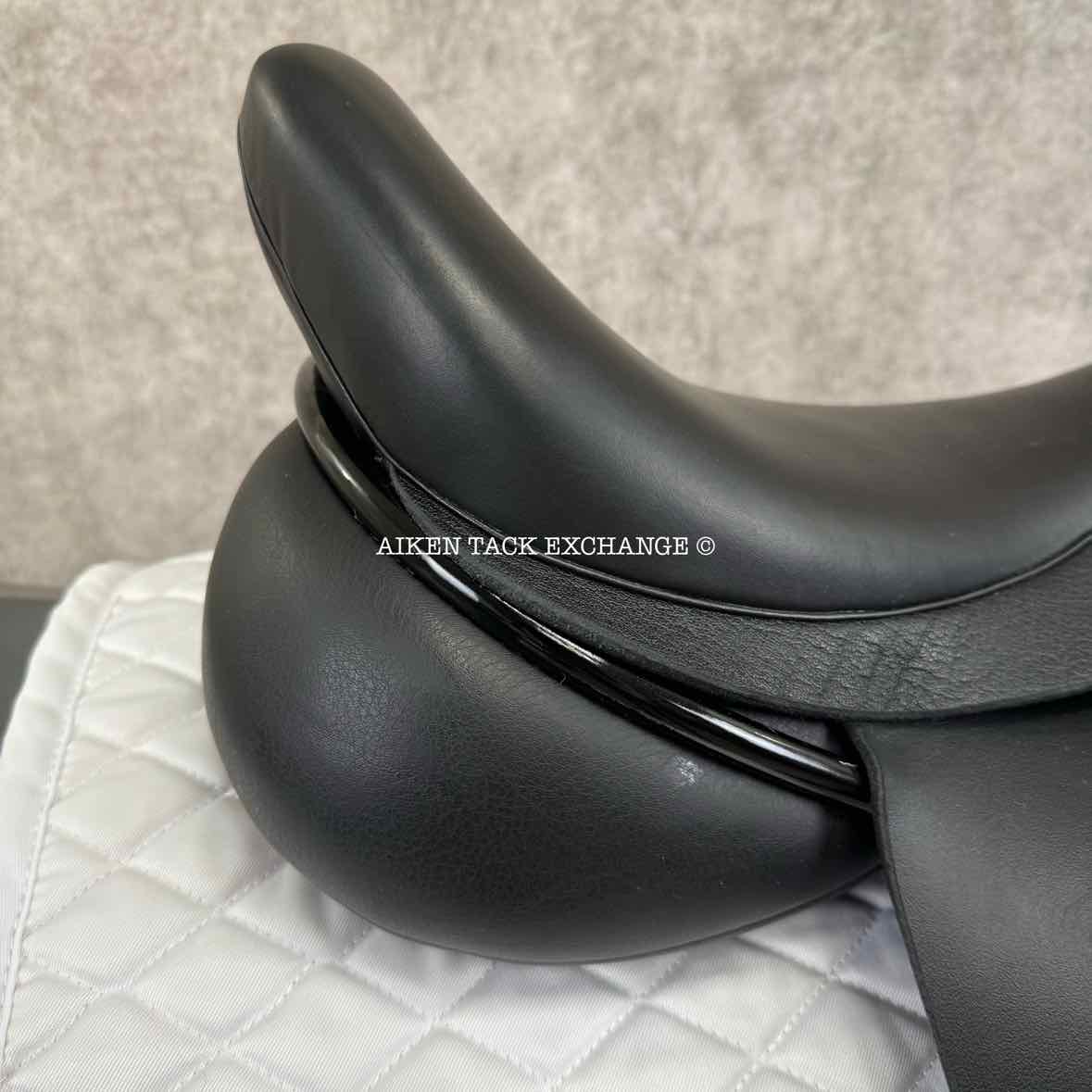 2023 Hulsebos WB3 Dressage Saddle, 17.5" Seat, Medium Wide Tree, Wool Flocked Panels