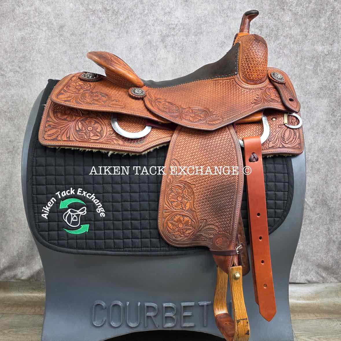 Bob Avila Western Saddle, 15.5" Seat, Regular Tree - Semi QH Bars