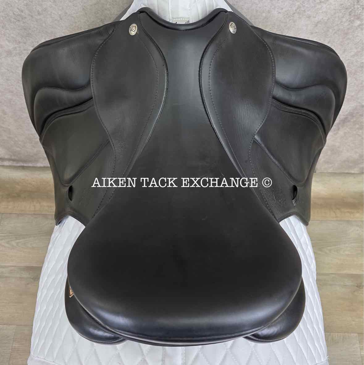 2015 MacRider Lexington Dressage Saddle, 17.5" Seat, Medium Tree, Wool Flocked Panels