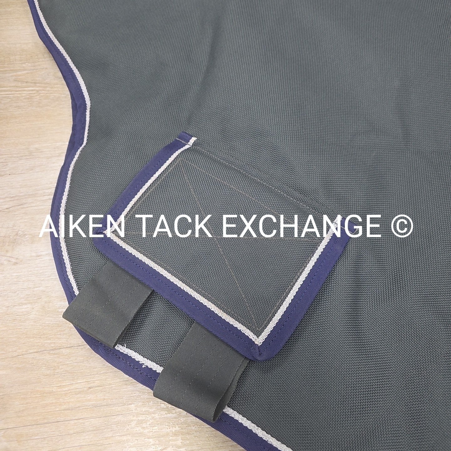 WeatherBeeta ComFiTec Plus Dynamic Detach-A-Neck Turnout Blanket, 220g fil, 78"