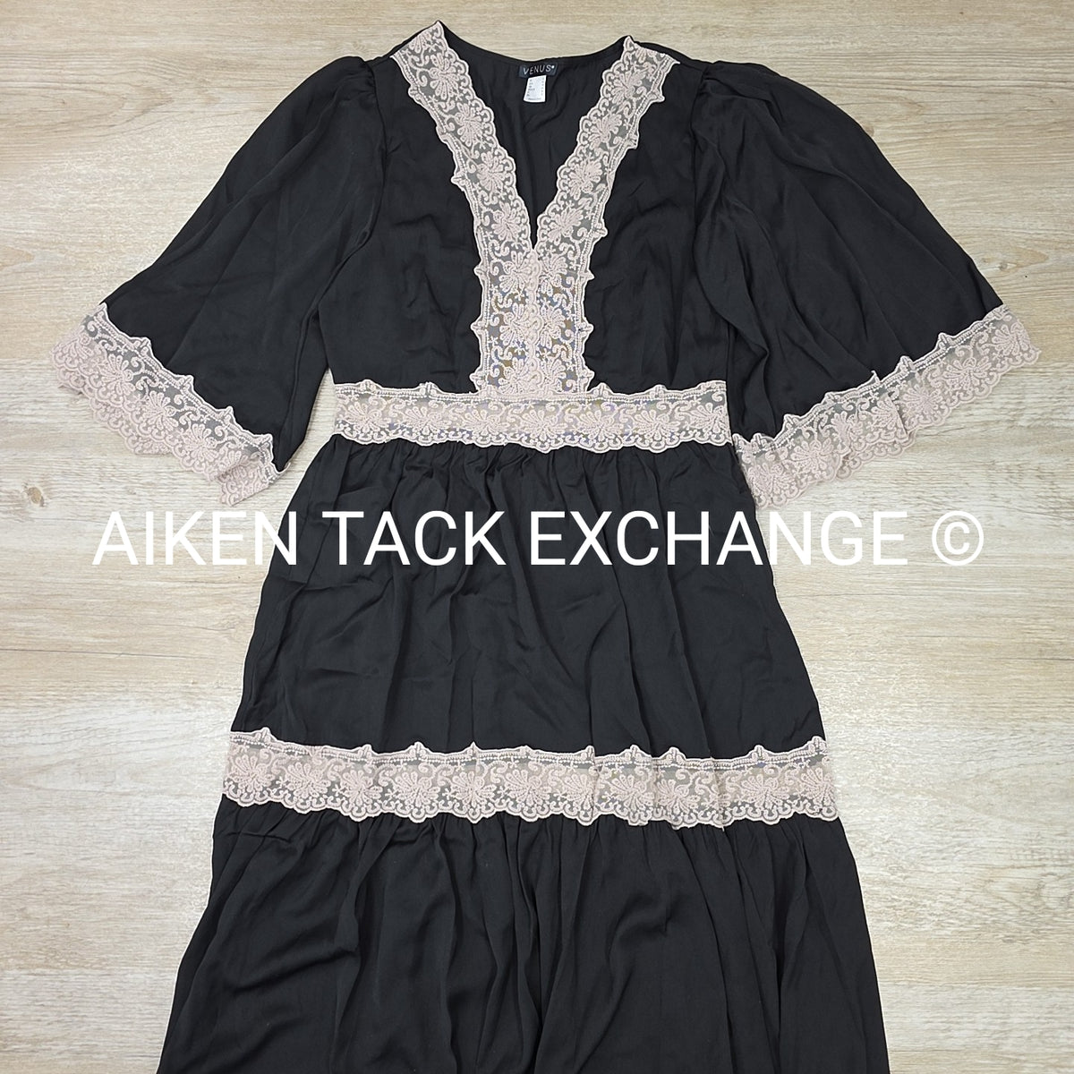 Venus Short Sleeve Dress, Size 12