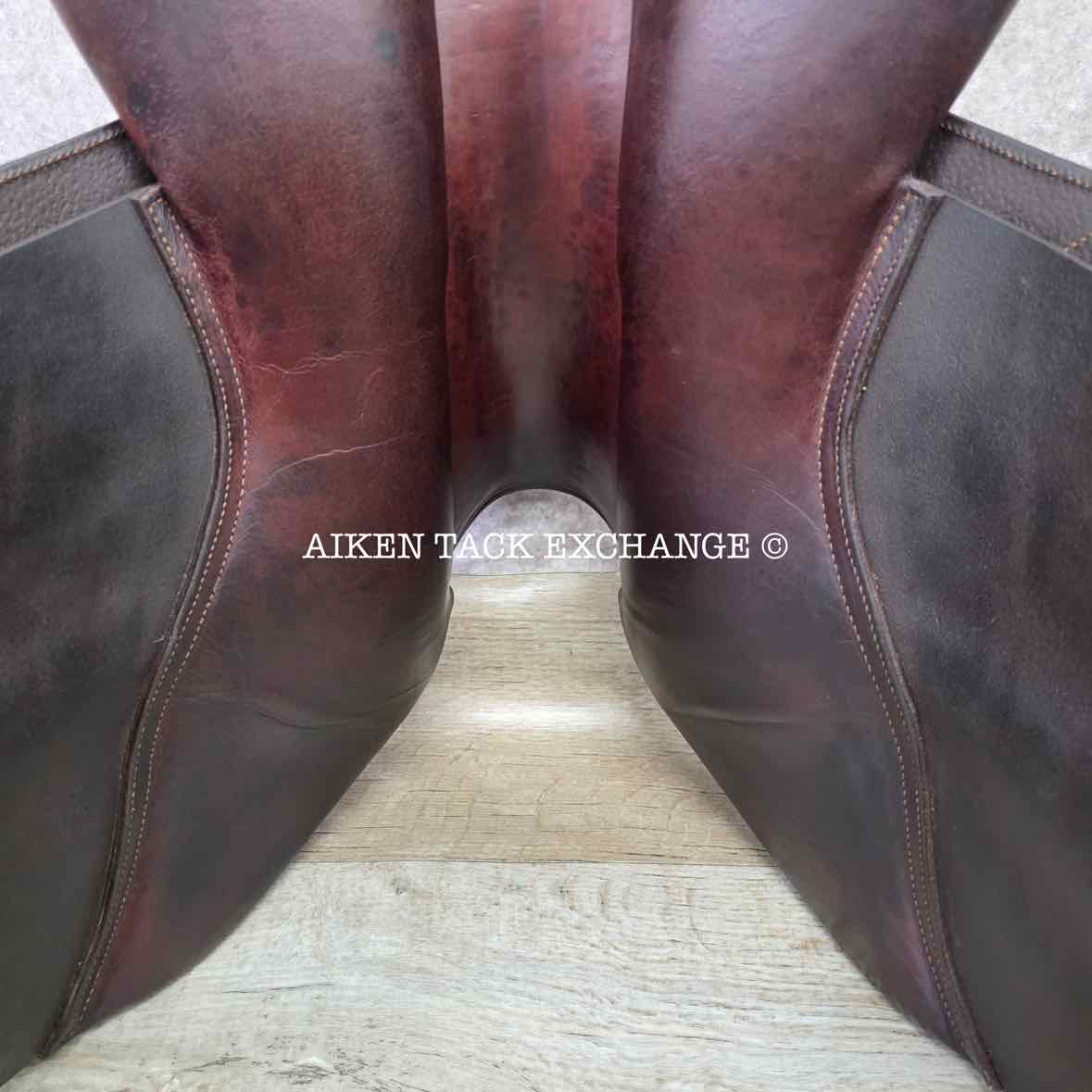2019 CWD SE01 Close Contact Jump Saddle, 17" Seat, 3C Flap, Medium Tree, Foam Panels, Full Buffalo Leather