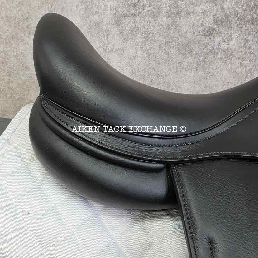 **SOLD** 2022 Voltaire Adelaide Monoflap Dressage Saddle, 17.5" Seat, 2AA Flap, Wide Tree, PRO Panels, Full Buffalo Leather