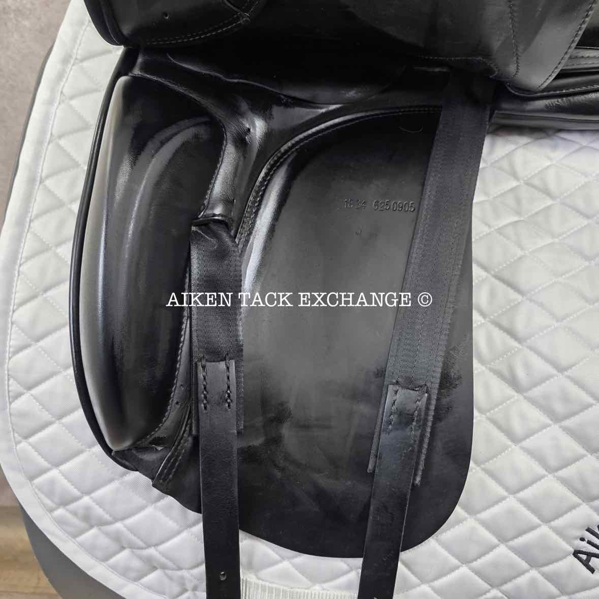2005 Prestige Optimax Dressage Saddle, 18" Seat, 34 Tree - M/MW, Wool Flocked Panels