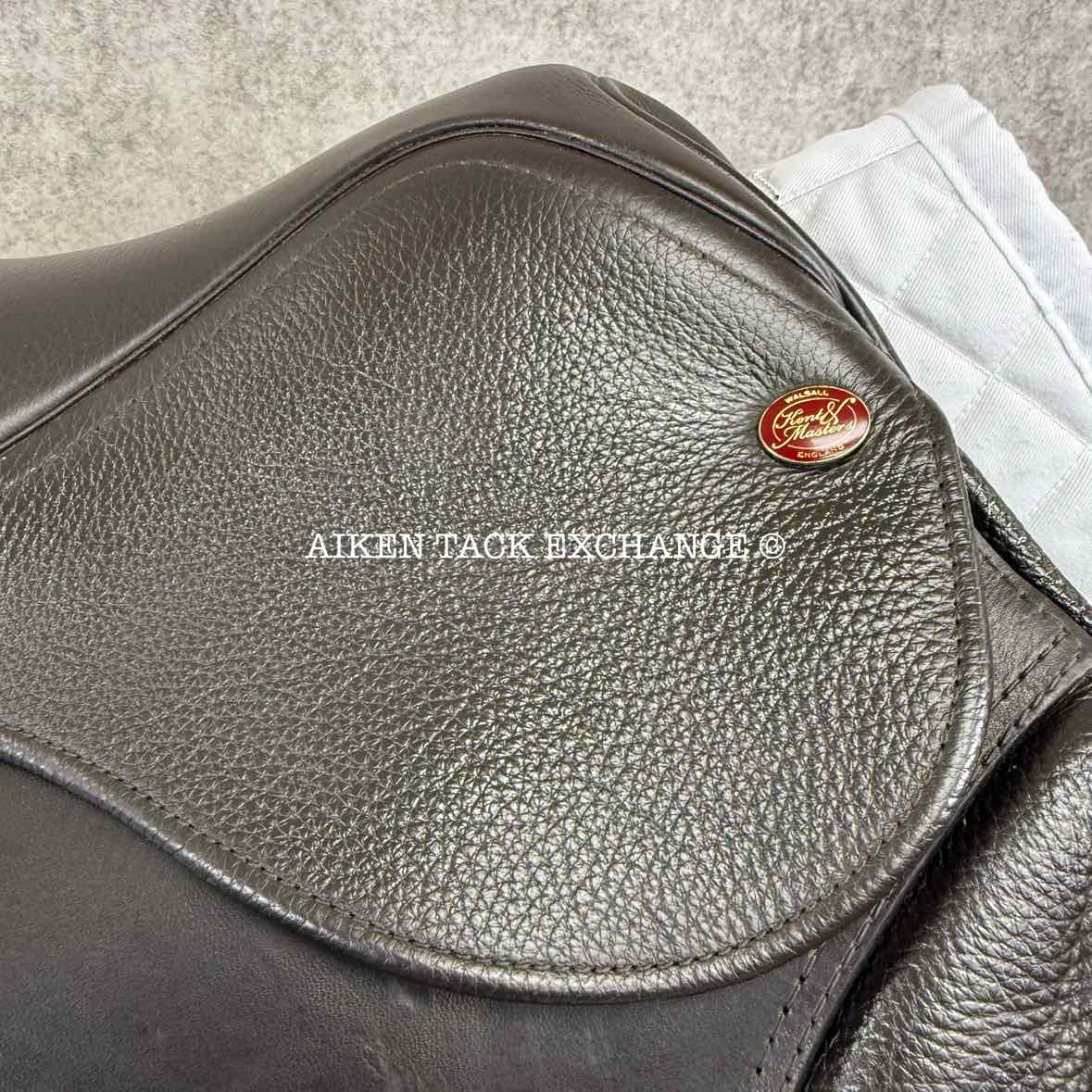 Kent & Masters S-Series MJJ Jump Saddle, 17.5" Seat, Adjustable Tree - Changeable Gullet, Wool Flocked Panels