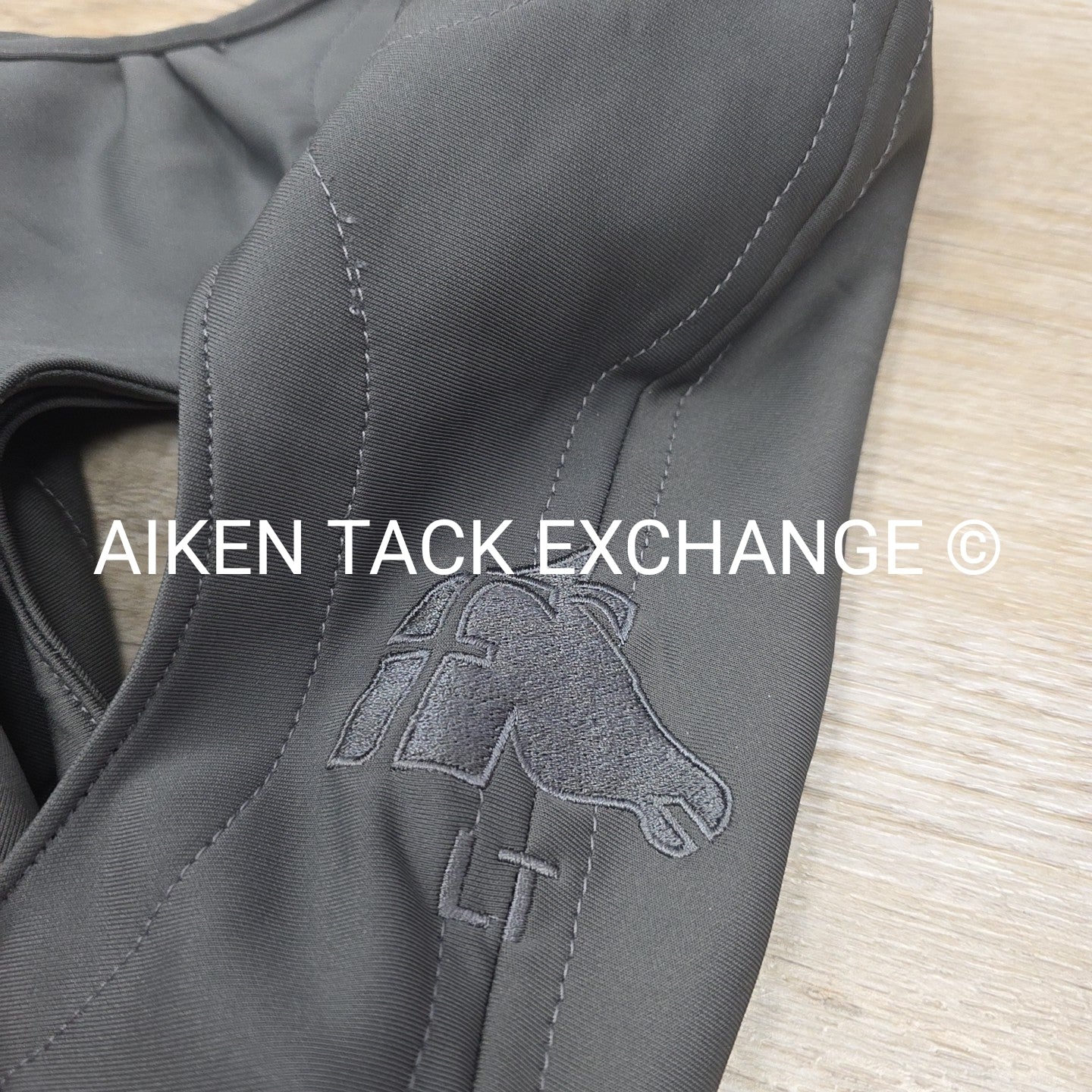 Fenwick Liquid Titanium Mask with Snaps, Grey, Size Extra Largee
