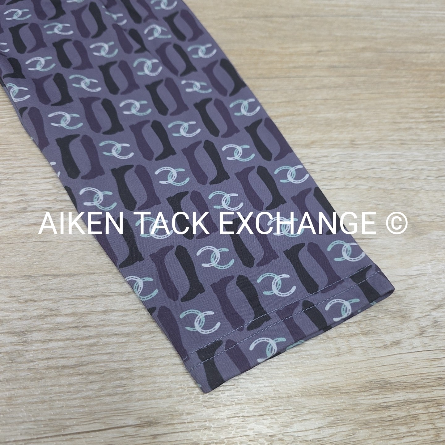 Kerrits Light Weight Long Sleeve Pull Over, Size X-Large