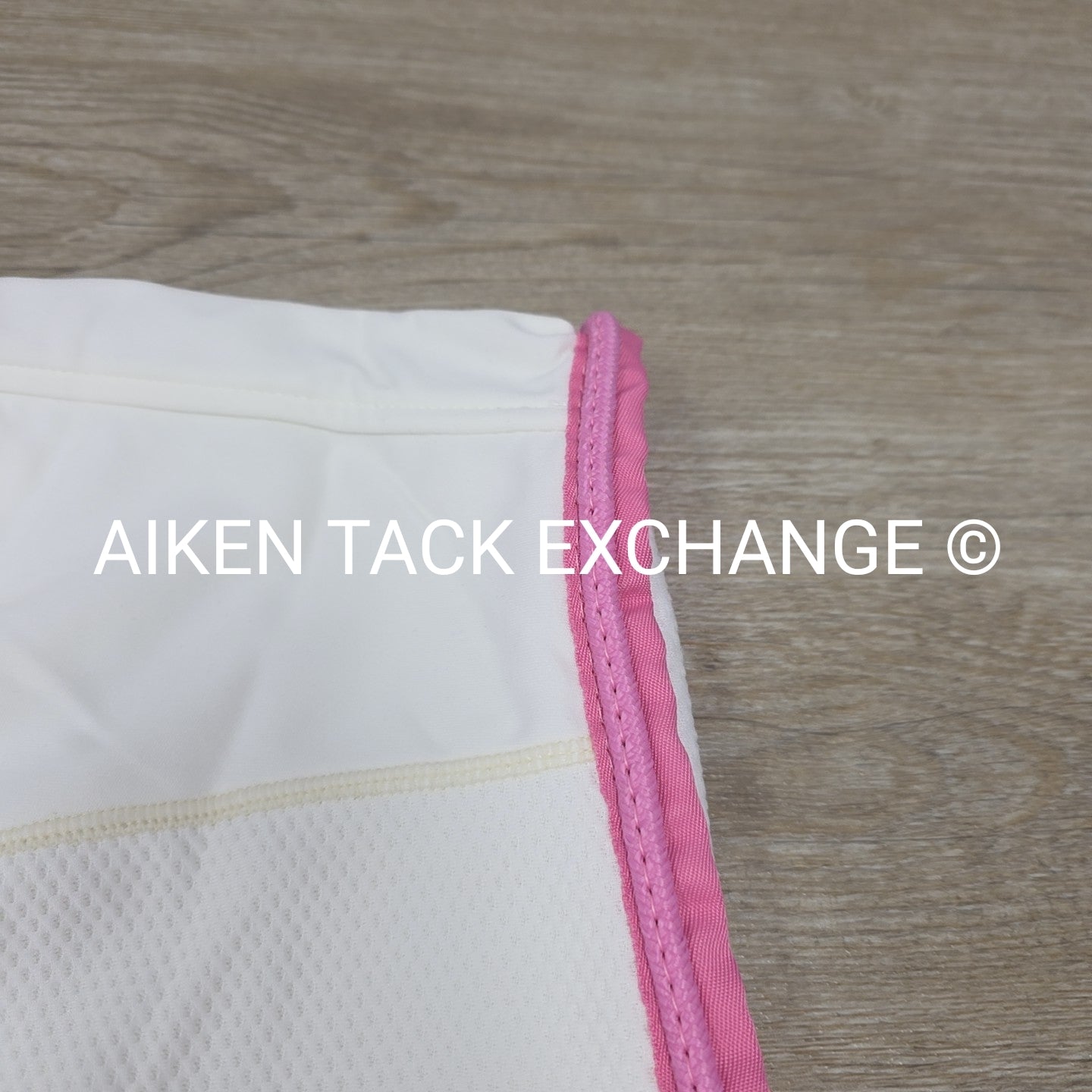 Fenwick Equestrian Pop Star Dress Sheet Sporty Cooler, 68"
