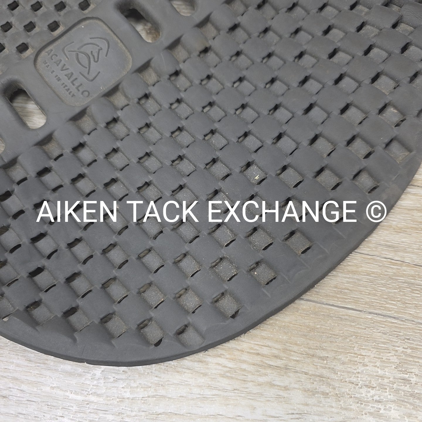 Acavallo Piuma Feather Light Air Release Half Pad