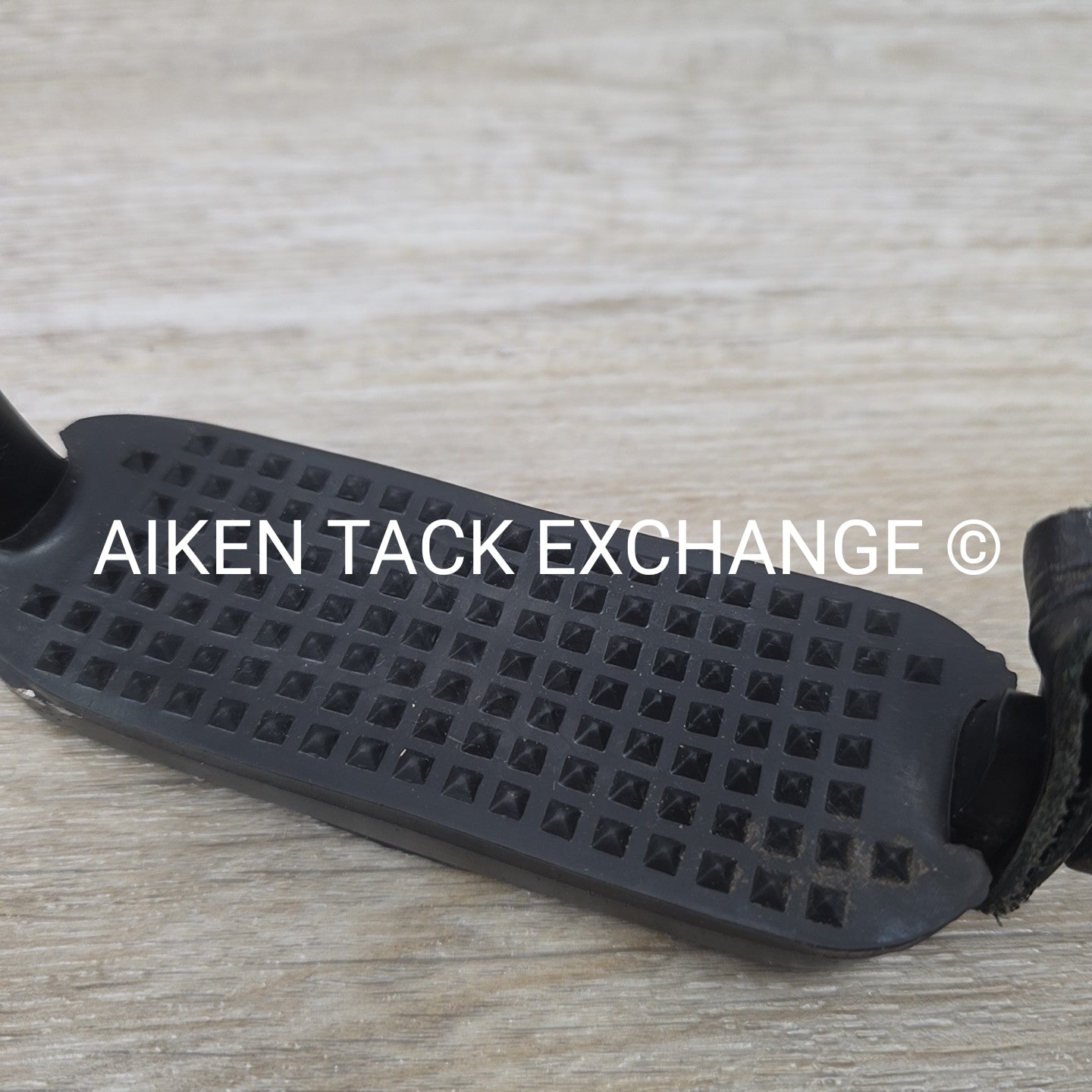 Peacock Safety Stirrups, 4.75" (No Bands)