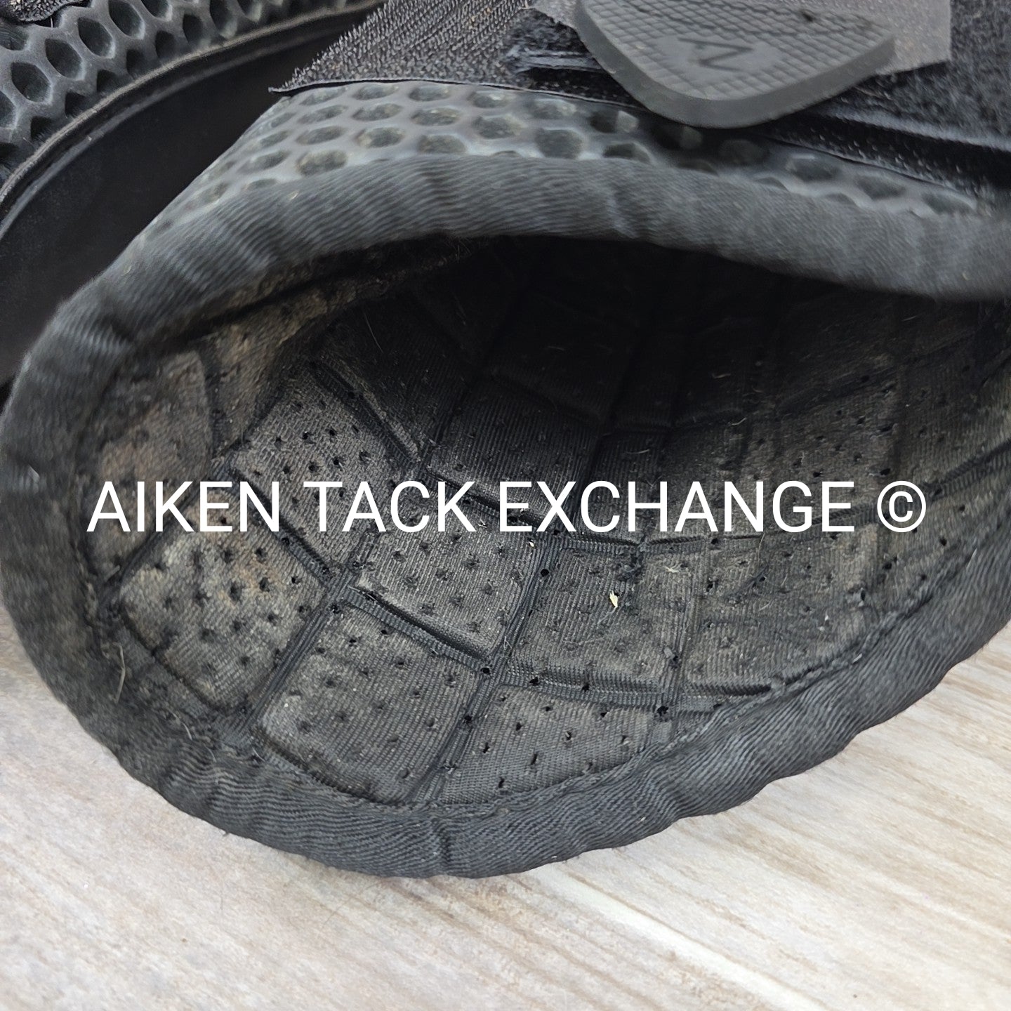 Equilibrium Tri-Zone Impact Sport Hind Boot, Size Small
