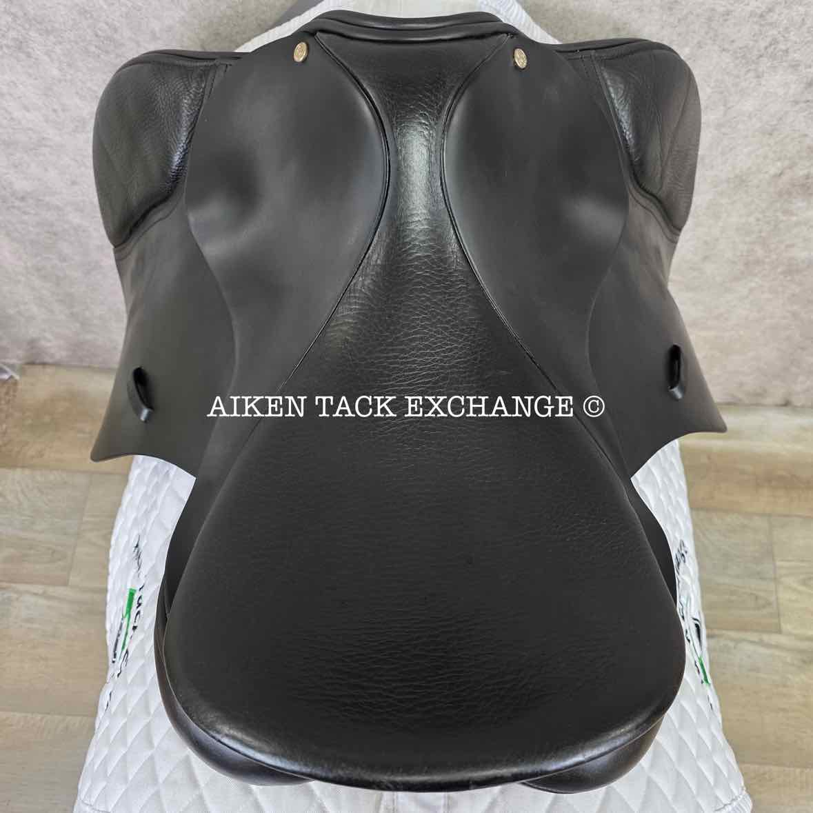 1999 County Eventer All Purpose Saddle, 17.5" Seat, Medium Tree, Wool Flocked Panels