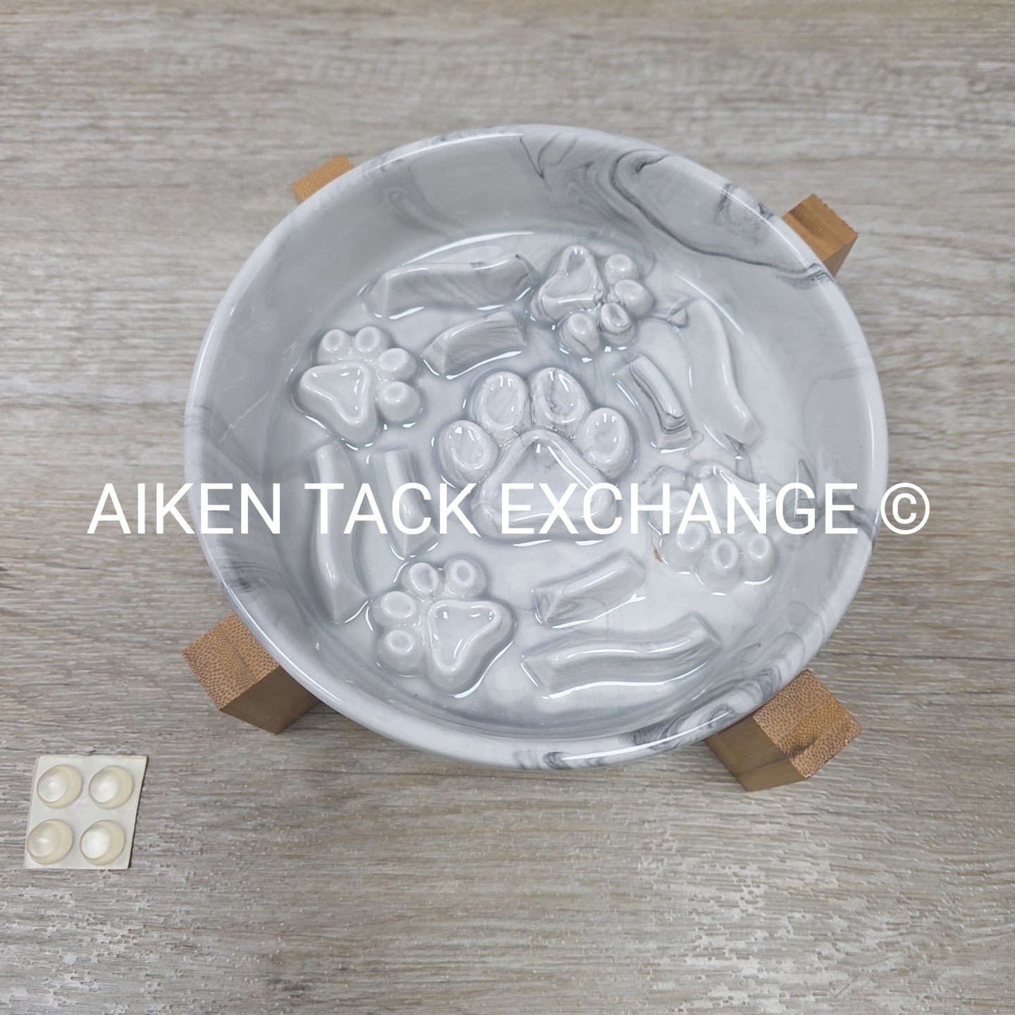 Elevated Ceramic Pet Feeder