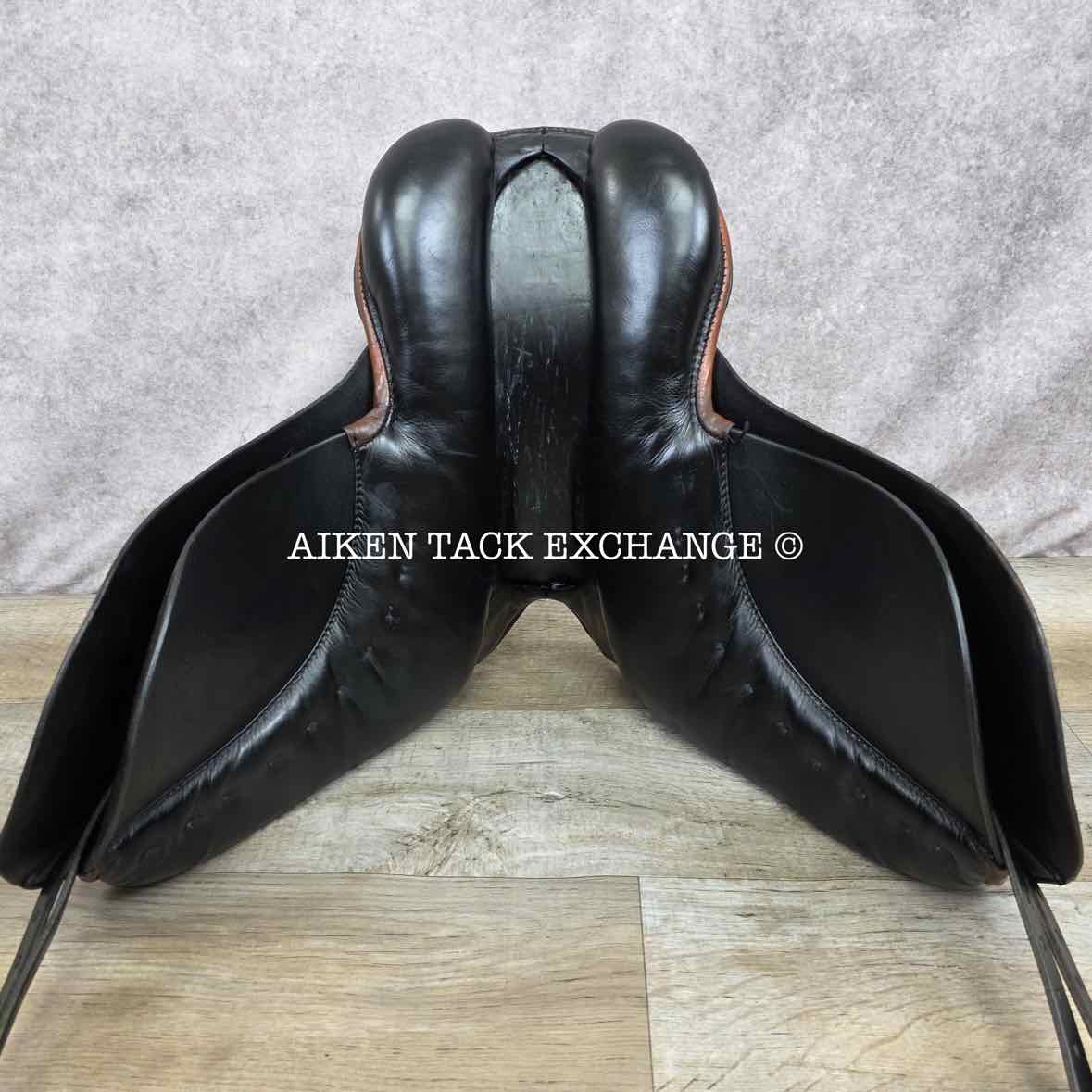 2000 Passier Young Champ Dressage Saddle, 16" Seat, Short Flap, W/XW Tree, Wool Flocked Panels