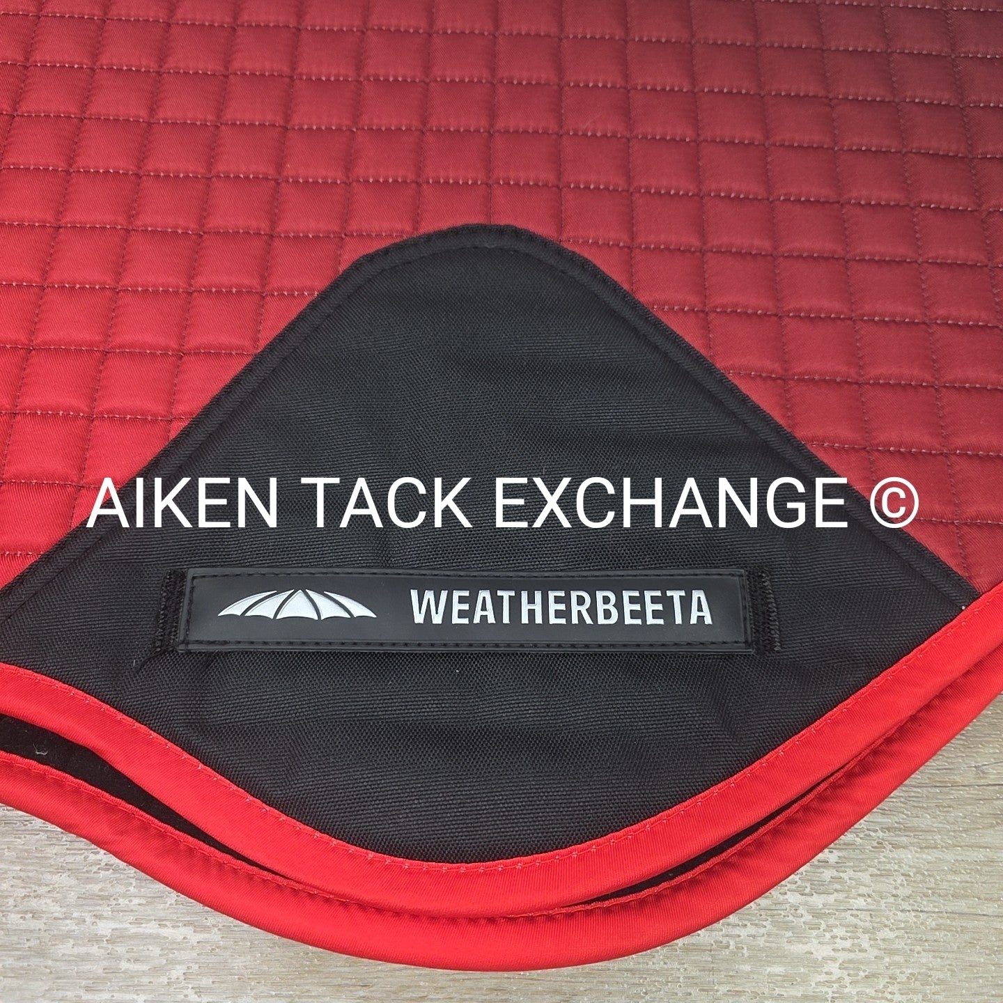 Weatherbeeta Prime Ombre Shaped Jump Pad, Size Full